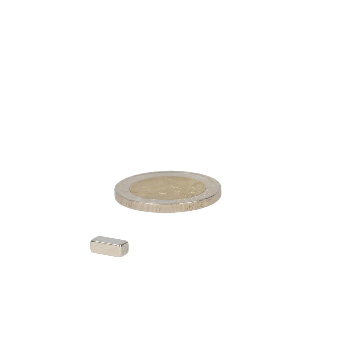 Neodymium Blokmagneet 8 x 4 x 3 mm N50 NiCuNi - foto 3 - Magnetenspecialist Import & Export B.V.