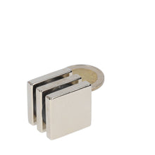 Neodymium Blokmagneet 25 x 25 x 5 mm N45 NiCuNi - Magnetenspecialist Import & Export B.V.
