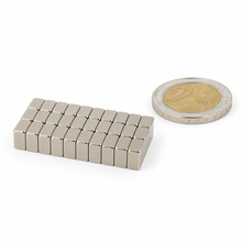40 neodymium radiatorfolie magneten 8 x 4 x 3 mm N50